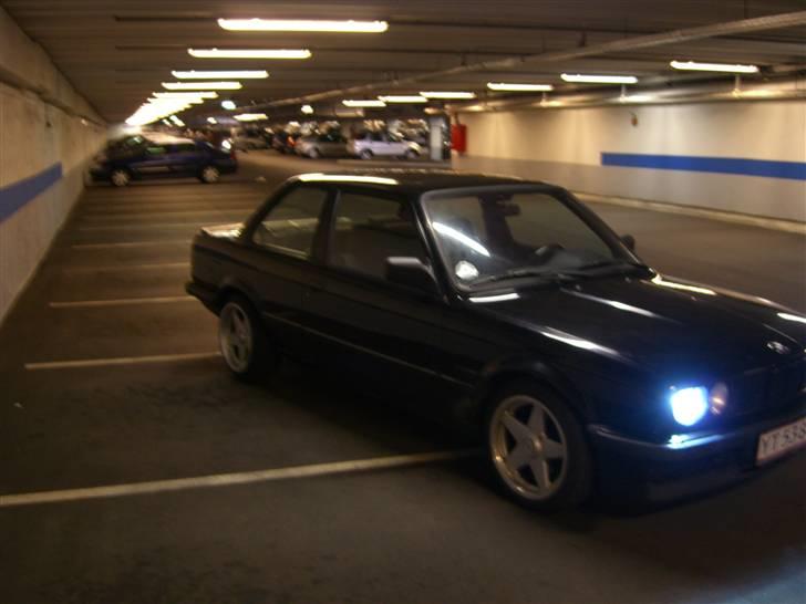 BMW E 30 325i billede 16