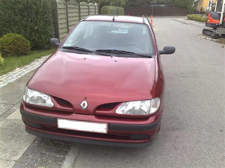 Renault Megane 1.6e RN billede 20