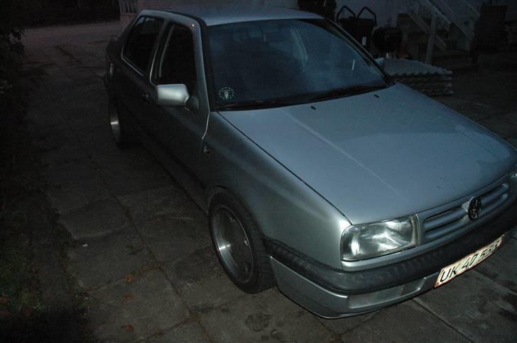 VW Vento >>SOLGT<< billede 2