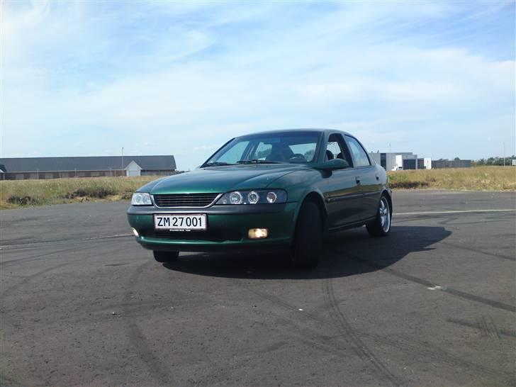 Opel Vectra 2.0 CD . Solgt billede 2