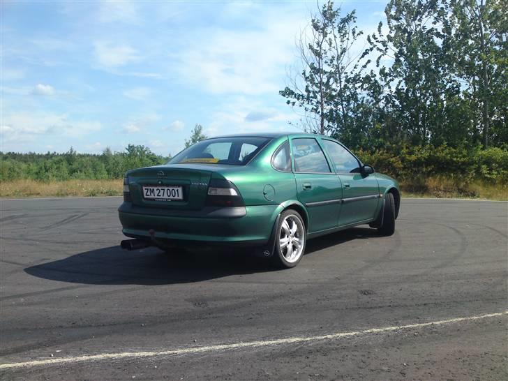 Opel Vectra 2.0 CD . Solgt billede 4