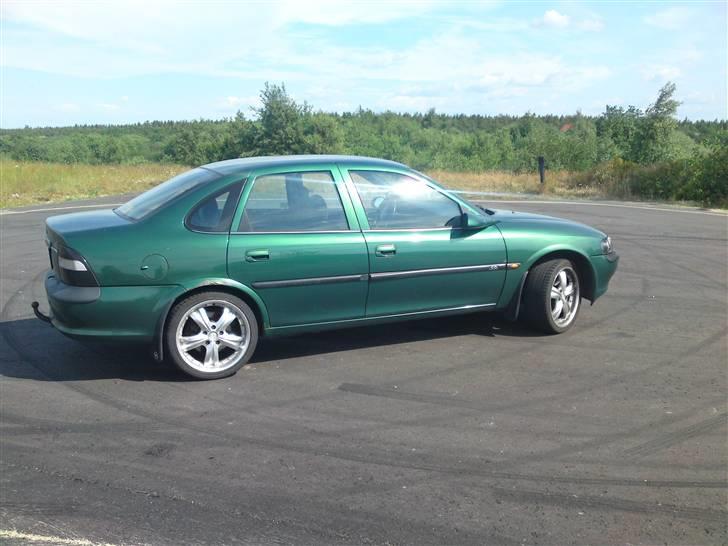 Opel Vectra 2.0 CD . Solgt billede 7