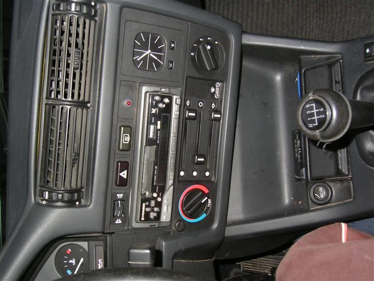 BMW e 30  318 I  ( tilslag) billede 7