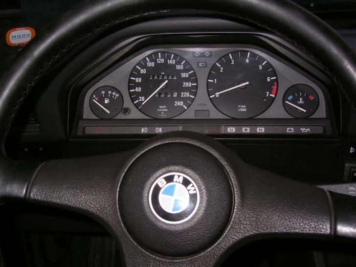 BMW e 30  318 I  ( tilslag) billede 8