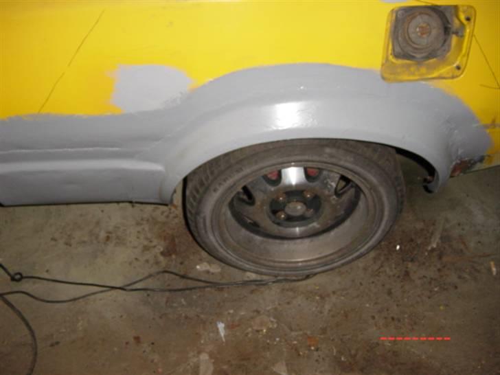 Toyota Celica t16 - så blev der monteret skærme fra en golf 1 billede 7