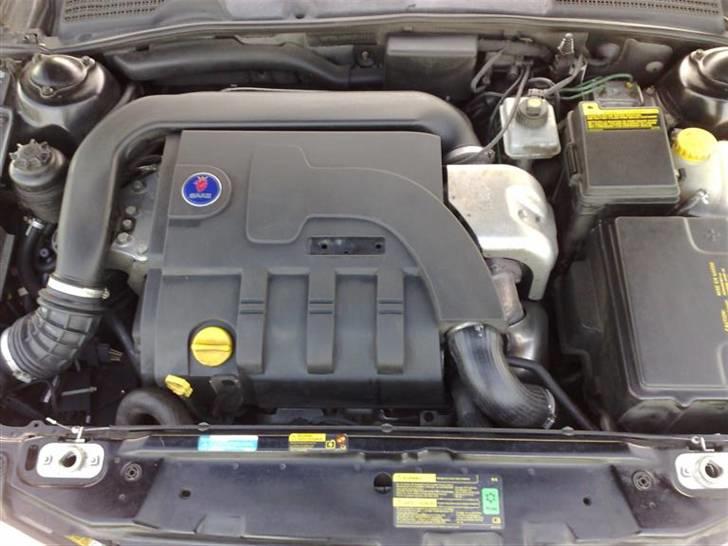 Saab 9-5 Vector **SOLGT** - Ja, mangler desværre skiltet med "3.0 TiD" på.. billede 12