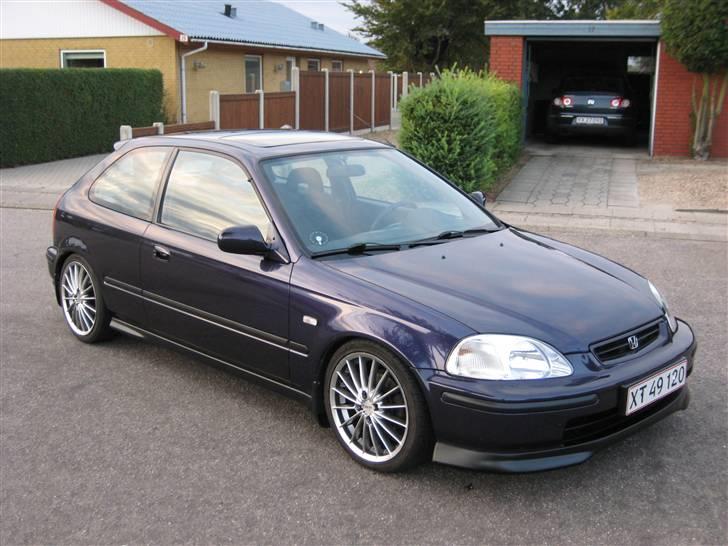 Honda civic 1,6 VTI 3dr (SOLGT) billede 1