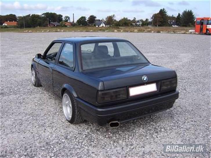 BMW 320i  billede 4