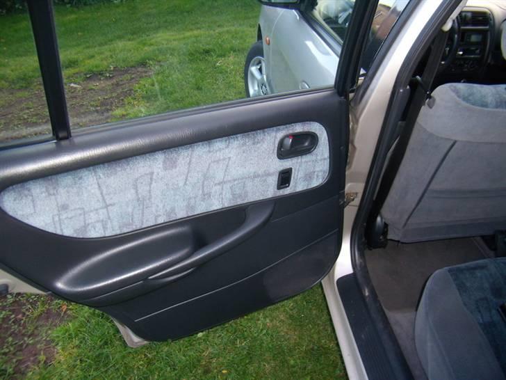 Mazda 626 2,0i Combi Coupe død billede 7