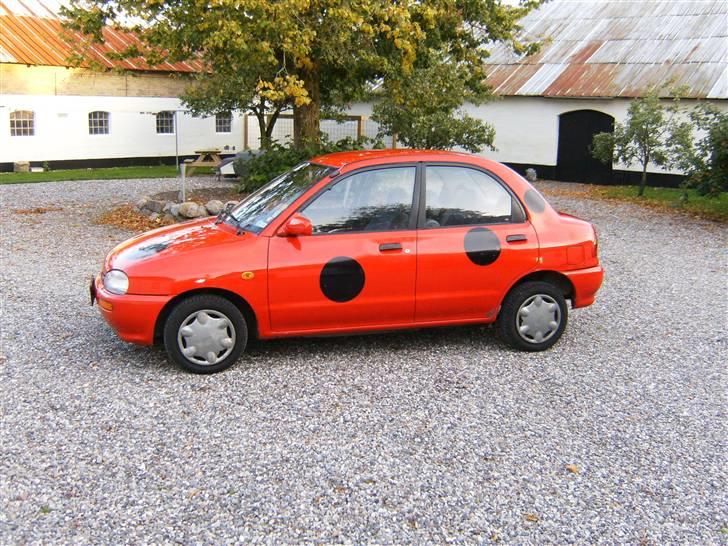 Mazda 121  *Solgt* billede 2