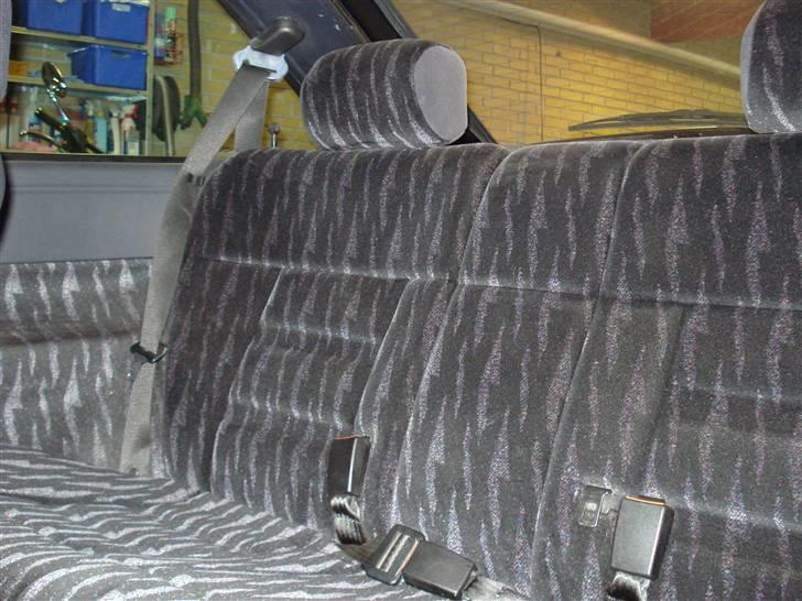 Ford Escort 1,8i Sport  - Fejlfri velholdt kabine. billede 15