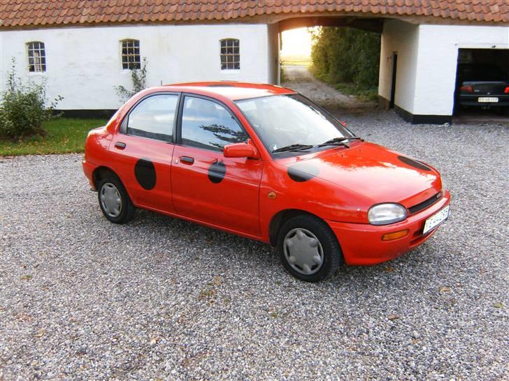 Mazda 121  *Solgt* billede 3