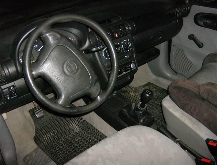 Opel Corsa (solgt) - Fører pladsen billede 2