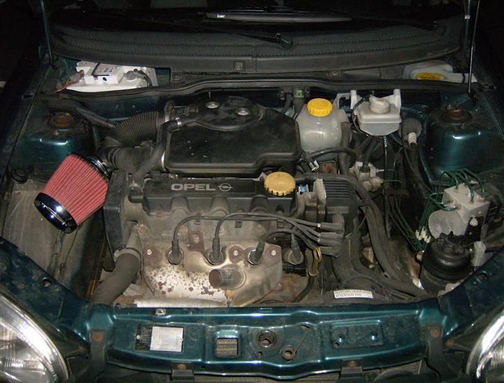 Opel Corsa (solgt) - Et klart billede af kraftværket billede 3