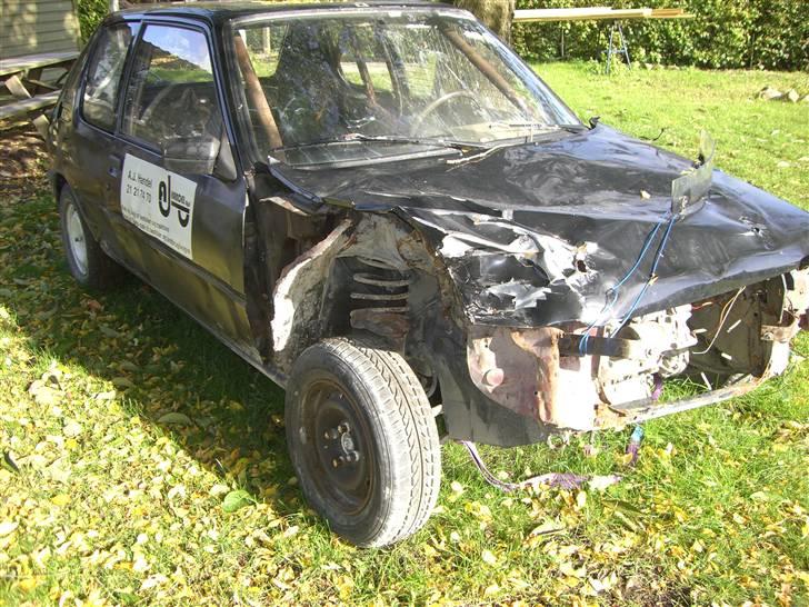 Peugeot 205 folkeracer (DØD) billede 18