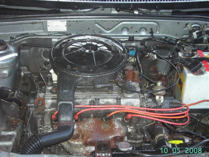 Mazda 323 1,3 bf (skrottet) - motoren der skal over i.... billede 11