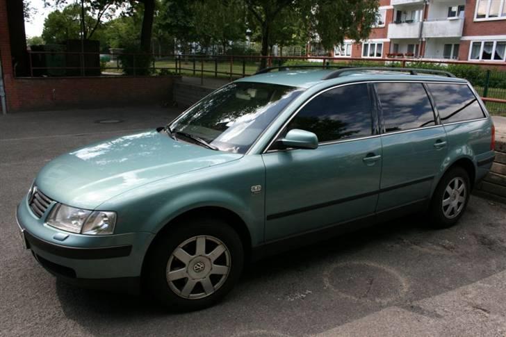 VW Passat 1.9 tdi  SOLGT billede 2