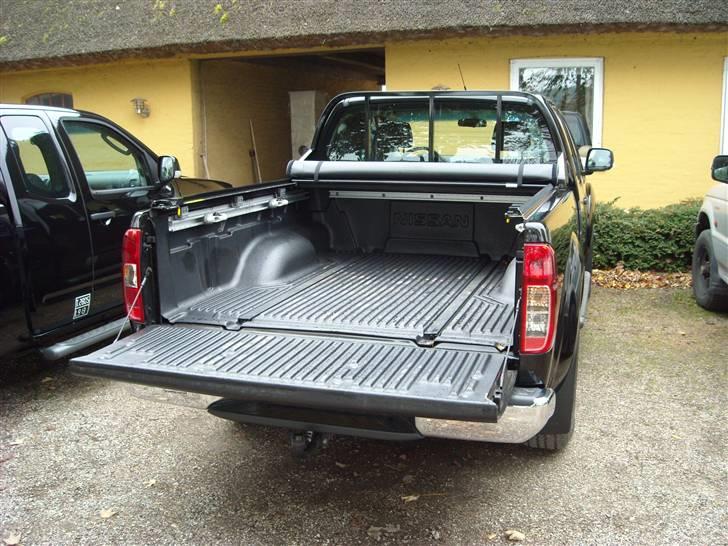 Nissan Navara SE - Dejligt stort lad billede 7