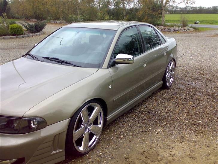 Audi A4 1.8T *solgt* billede 15