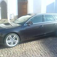 Audi A4 Avant 3,0 TDi quattro