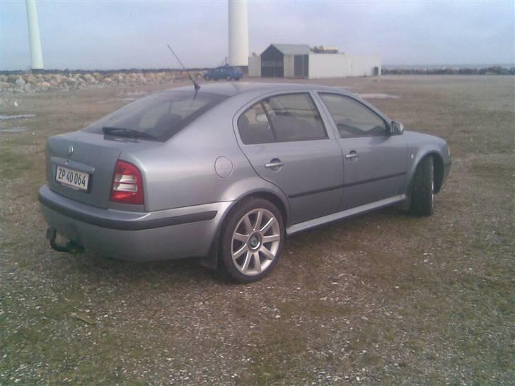 Skoda Octavia - så skal den bare 35mm til jorden billede 2