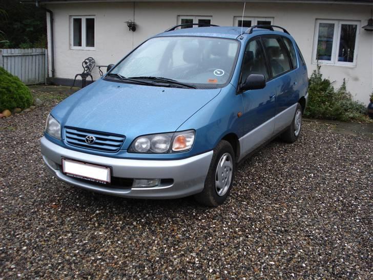 Toyota picnic billede 1