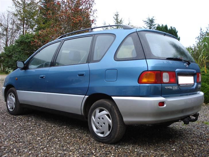 Toyota picnic billede 2