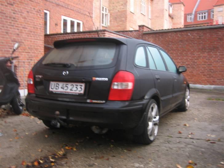 Mazda 323F DITD billede 3