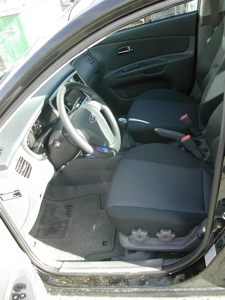 Kia Rio 1,5 CRDI til salg billede 5