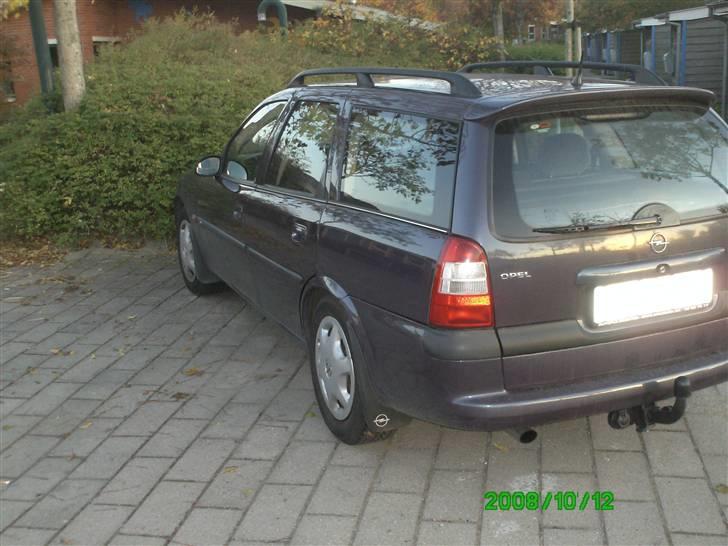 Opel vectra B wagon cd billede 4