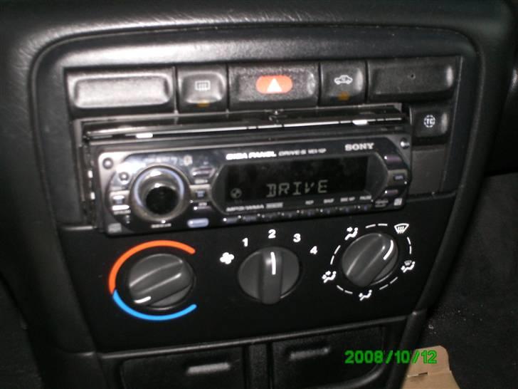 Opel vectra B wagon cd billede 7