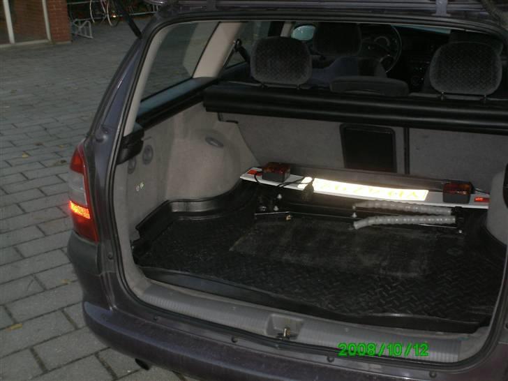 Opel vectra B wagon cd billede 13