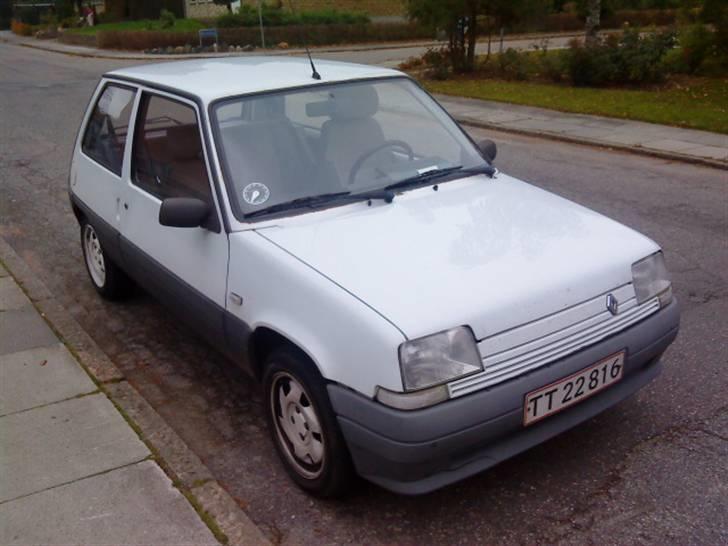 Renault 5 1.4i TILSALG 7000  billede 2