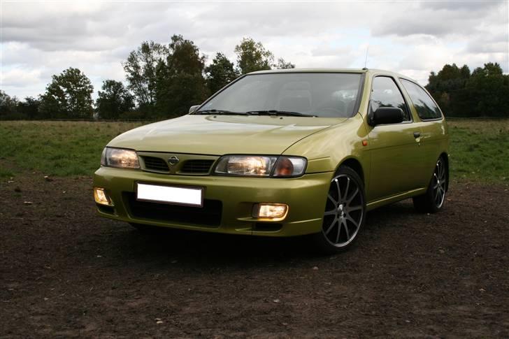 Nissan Almera 1,6 SR  SOLGT billede 13