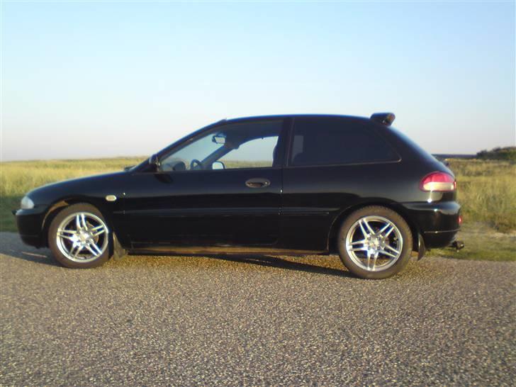 Mitsubishi Colt 1,6 GLXi billede 1