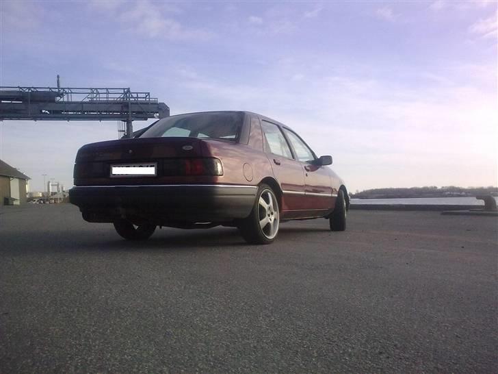 Ford Sierra 2,0 Solgt til søs billede 1
