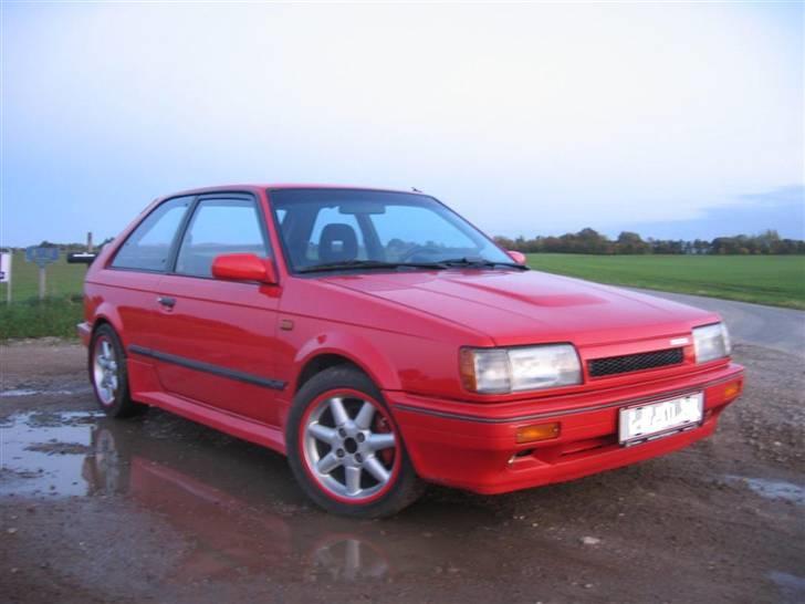 Mazda 323 GT Turbo 4WD billede 1