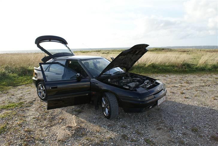 Mazda 323f **SOLGT** billede 2