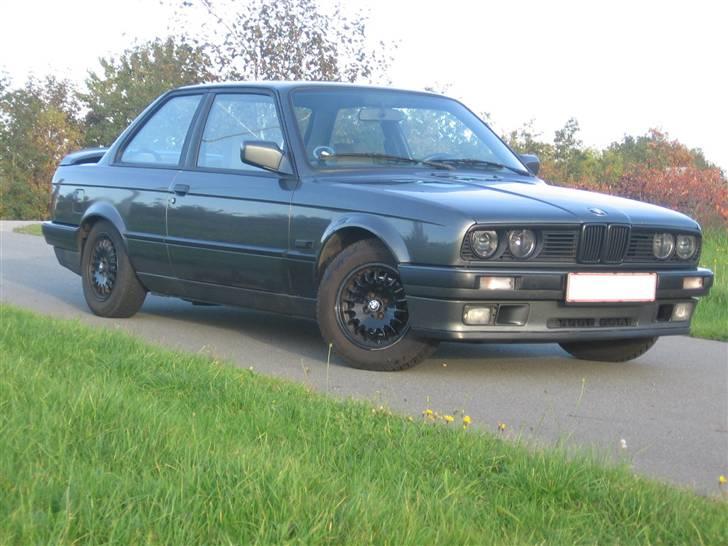 BMW e30 325 (solgt) billede 3