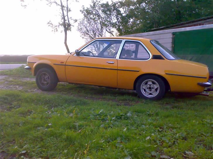 Opel ascona b  billede 19