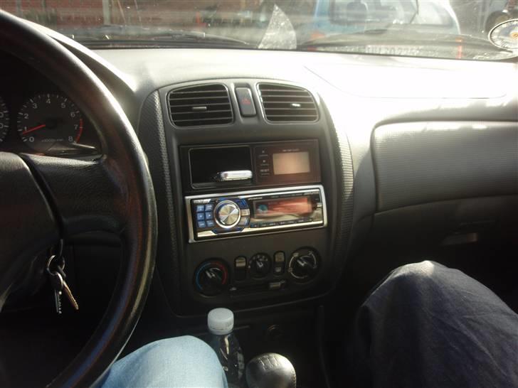 Mazda 323F GLX 1.8i 16v billede 5