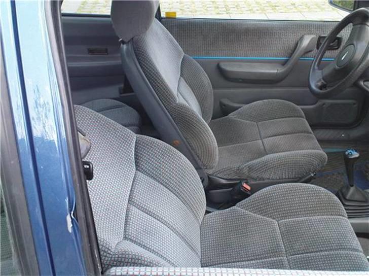 Ford Fiesta 1,6 xr2i (Solgt) - Flot kabine med lidt medtager dør. :o/ billede 2