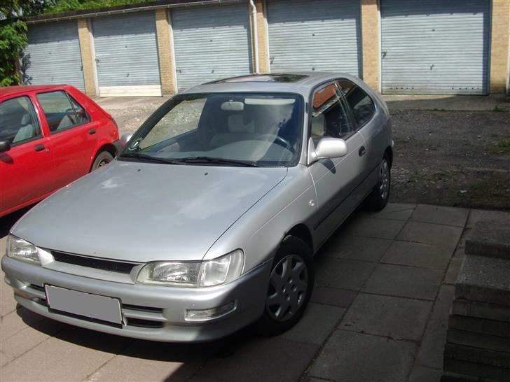 Toyota corolla  AE101 billede 1