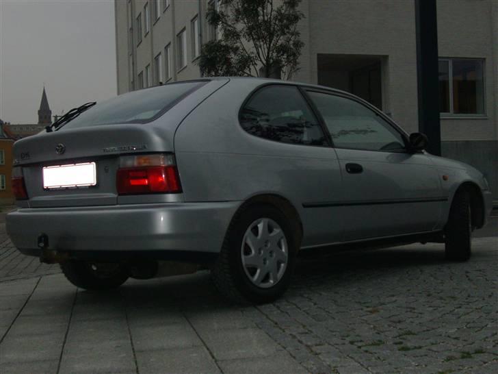 Toyota corolla  AE101 billede 3