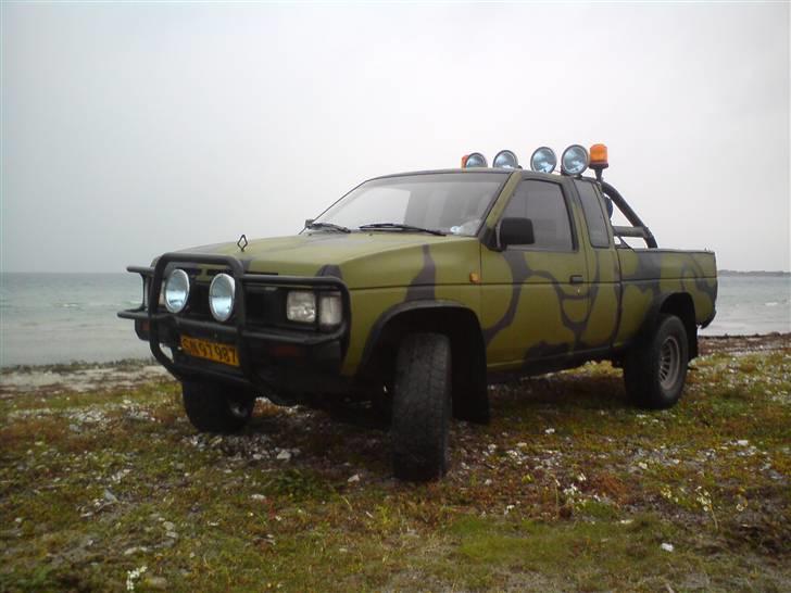 Nissan King Cab 4x4 2.5D (Død) billede 2