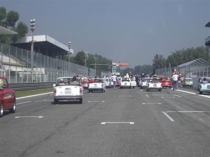 Autobianchi Trasformabile Model 110B - Rigtige biler der er klar til at race, på Monza billede 15
