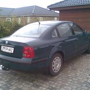 VW VW Passat Mk IV 1,6 solgt