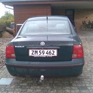 VW VW Passat Mk IV 1,6 solgt