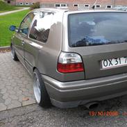 VW Golf III "Low"  *Nakket*