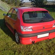 Peugeot 306